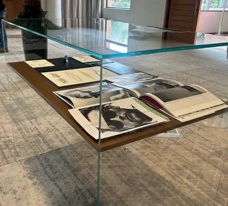 Vitrine de présentation produit — photo